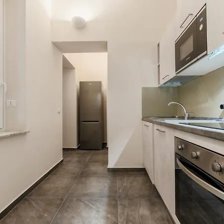 Hotiday Massimo Apartmanhotel 3*